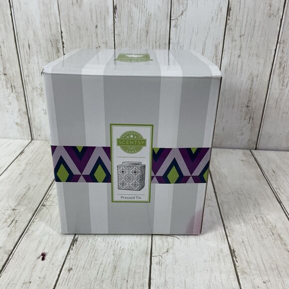 Scentsy | Pressed Tin Warmer | Retired | Boho Farmhouse Rustic- New - Picture 1 of 6